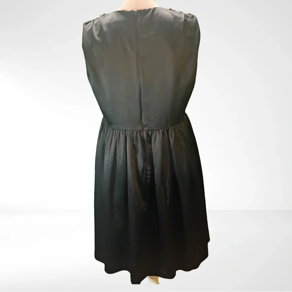 JOE FRESH Black Silk Cocktail Dress with Jeweled Shoulder Detailing EUC Size 12  - Picture 2 of 7